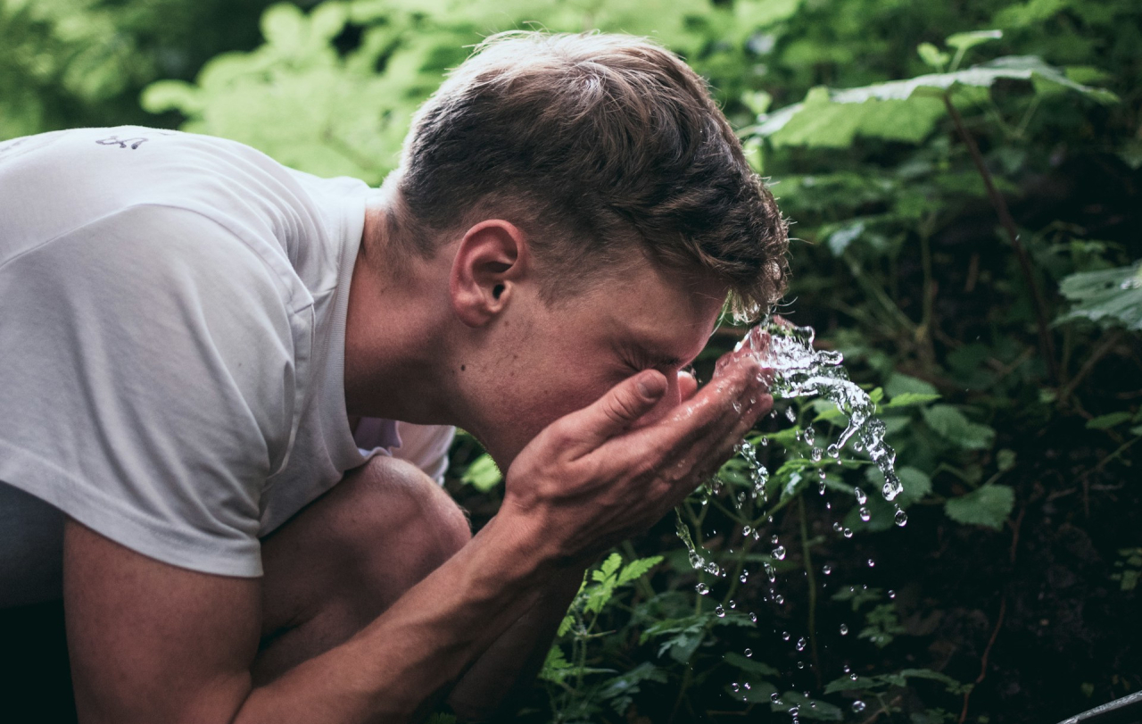 Why Your Skin Feels Tight After Washing (and How to Fix It)
